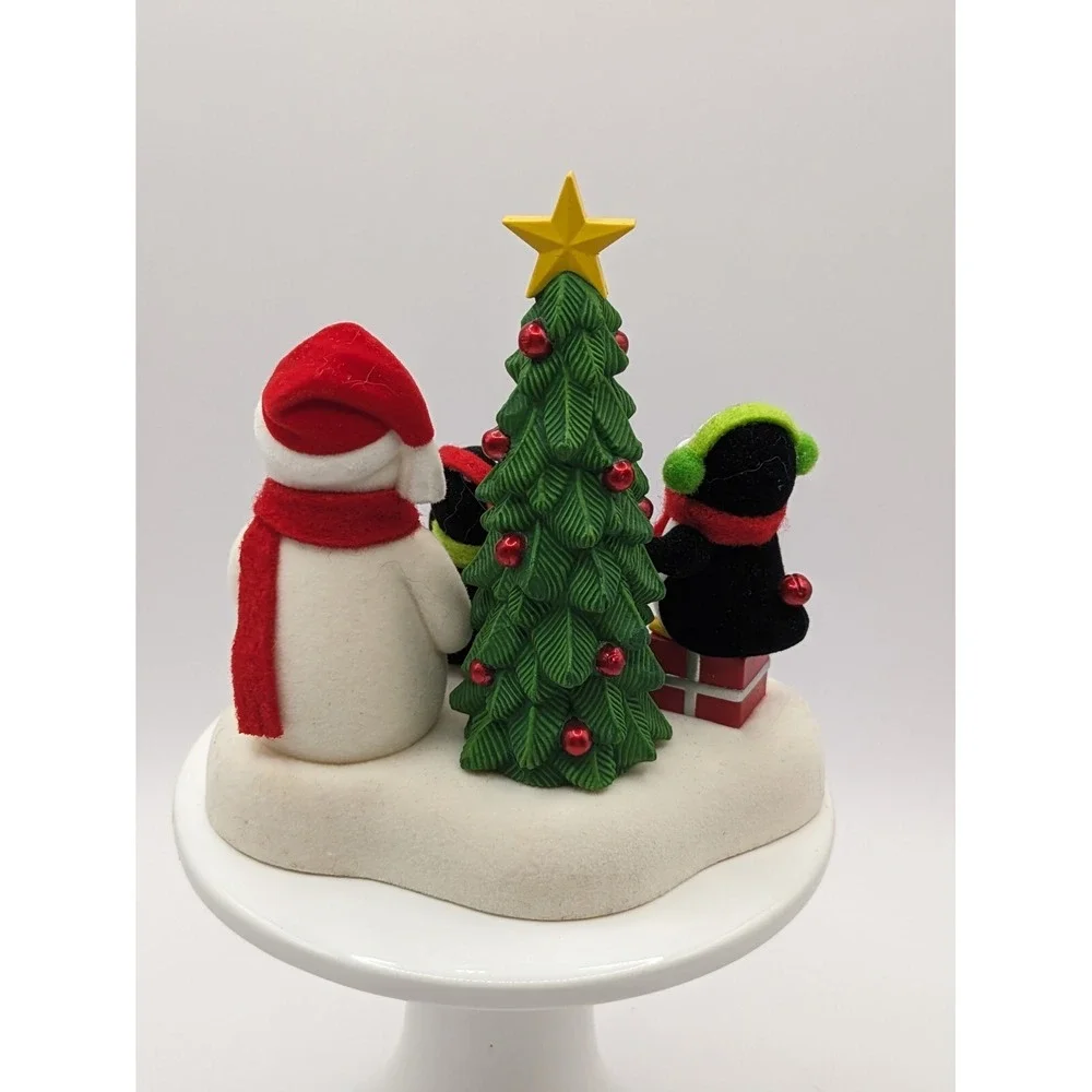 Hallmark 2007 Very Merry Trio‎ Magic Sound Ornament Penguins Snowman Flocked